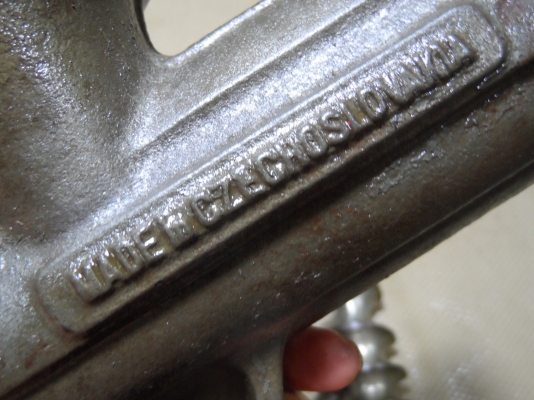 เครื่องบดมือหมุน CZECHOSLVAKIA