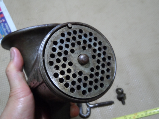 เครื่องบดมือหมุน CZECHOSLVAKIA