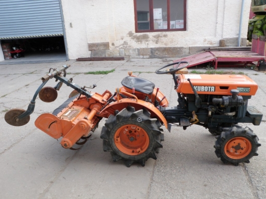 ขาย kubota B6000D    4wd