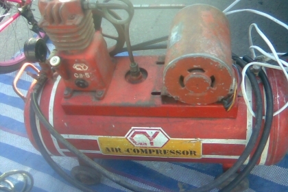 ปั้มลมสภาพพร้อมใช้งานครับสวยๆครับใช้งานแกติครับราคานี้สุดคุ้มครับใช้ยาวครับ