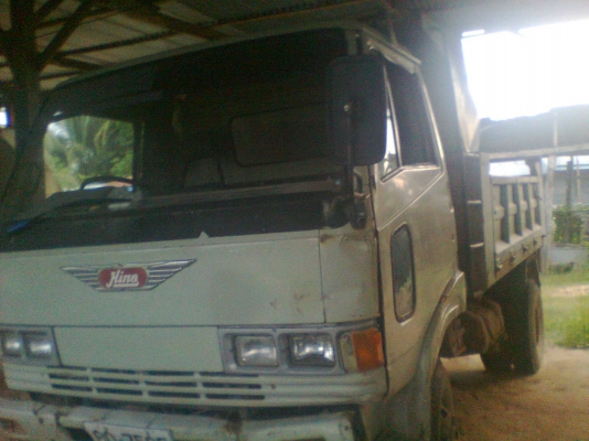 ขายรถดั้ม2 คัน JCM วางหัวร็อคกี้ เอฟหน้าหลัง ยาง8.25 ขอบ16 เครื่อง 6BB HINO FC141A เครื่อง 150 แรง รา คา 12000000 บาท ขายรถดั้ม2 คัน JCM วางหัวร็อคกี้ เอฟหน้าหลัง ยาง8.25 ขอบ16 เครื่อง 6BB HINO FC141A เครื่อง 150 แรง รา คา 12000000 บาท