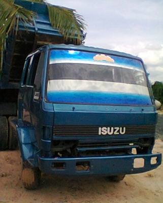 ขายรถดั้ม2 คัน JCM วางหัวร็อคกี้ เอฟหน้าหลัง ยาง8.25 ขอบ16   เครื่อง 6BB  HINO FC141A  เครื่อง 150 แรง รา คา  12000000  บาท