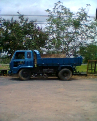 ขายรถดั้ม2 คัน JCM วางหัวร็อคกี้ เอฟหน้าหลัง ยาง8.25 ขอบ16 เครื่อง 6BB HINO FC141A เครื่อง 150 แรง รา คา 12000000 บาท ขายรถดั้ม2 คัน JCM วางหัวร็อคกี้ เอฟหน้าหลัง ยาง8.25 ขอบ16 เครื่อง 6BB HINO FC141A เครื่อง 150 แรง รา คา 12000000 บาท