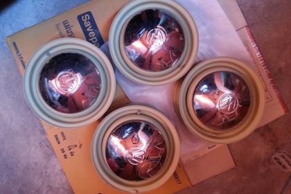 ขาย ล้อรถตู้โฟล์ค หน้า วี 14 นิ้ว พร้อมฝาครอบ 8000 บาท