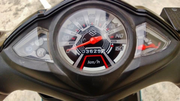 (หัวฉีด) Skydrive 2012 วิ่ง 3000 สวยมาก ขายถูกๆ ลดได้เป็นพัน (หัวฉีด) Skydrive 2012 วิ่ง 3000 สวยมาก ขายถูกๆ ลดได้เป็นพัน