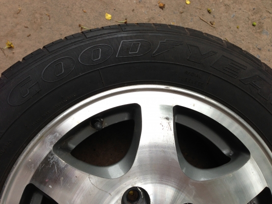 ขายล้อรถ4รู HONDA  ขาย 800 บาท พร้อมส่ง