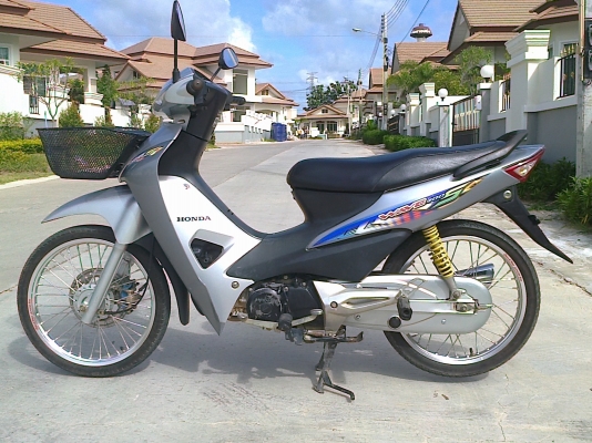 Wave100Uboxรถบ้าน ผู้หญิงใช้ เครื่องแห้งๆ (รับเล่มทันที)