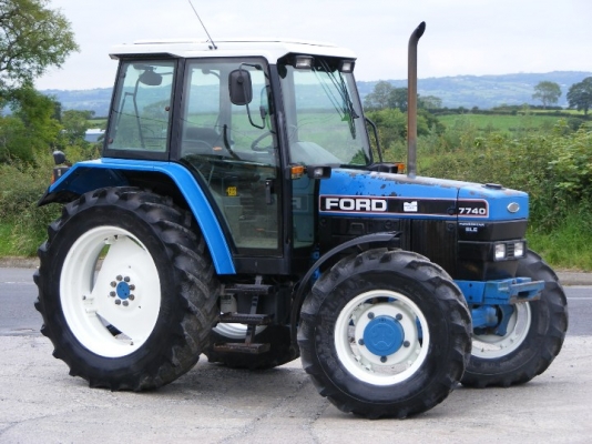 CD คู่มือซ่อมรถฟาร์มแทรกเตอร์ FORD (New Holland) Series 40