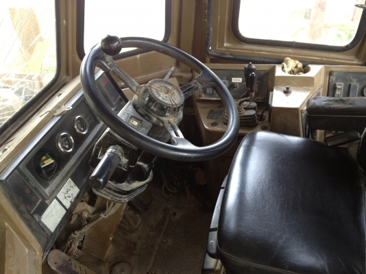 CAT950Fพร้อมใช้เล่มทะเบียนเครื่องเกียร์ดีมาก CAT950Fพร้อมใช้เล่มทะเบียนเครื่องเกียร์ดีมาก