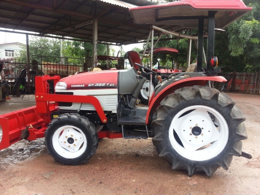 ยันร์ม่า EF352T 4 WD 2 เพลา ใบมีดหน้า ทำงาน 587 ชั่วโมง รถสวยมากๆ