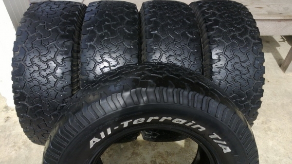 ยาง  BF all 265-70-16 สภาพพร้อมใช้งาน