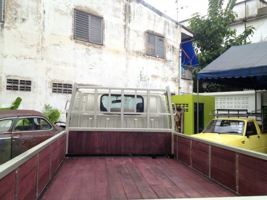 ขายรถบรรทุกขนาดกลาง