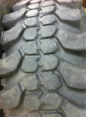 ขายยางตะขาบ 35-10.5-16 4000 บาท เท่านั้น