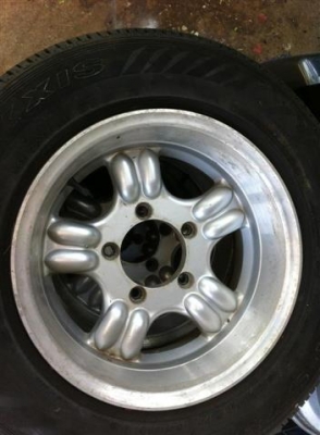 ขายยาง max JRD กล้วย 15x7 et -15 1 ชุด 1ยาง MAXXIS .ใส่ CARIBIAN KIA JEEP