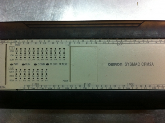 PLC  OMRON
