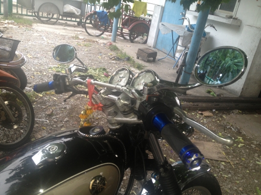 ขายSr 400มีทะเบียน108,000รถปี96tel0874145199