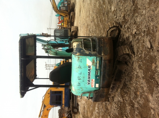 ขายรถแมคโคร YANMAR เท่าPC30 สภาพพร้อมใช้ สนใจติดต่อบอย 085-156-2314