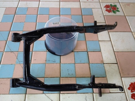 ขายอะไหล่กอลิล่าเหมา 2000 บาท สนใจโทร. 081 5900080