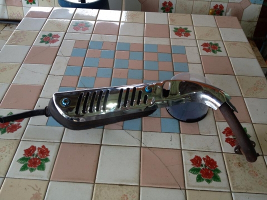 ขายอะไหล่กอลิล่าเหมา 2000 บาท สนใจโทร. 081 5900080