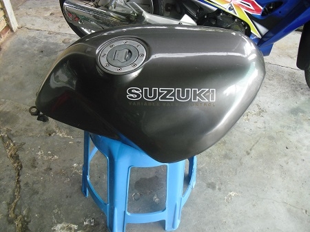 ขายถังนํ้ามัน bandit และฝาข้าง