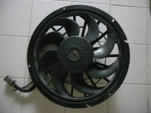 ขายพัดลมVolvoของแท้ๆพร้อมบังลมและรีเล์Volvoแท้สภาพสวย