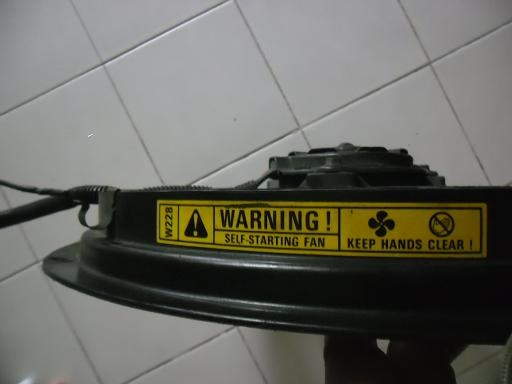 ขายพัดลมVolvoของแท้ๆพร้อมบังลมและรีเล์Volvoแท้สภาพสวย