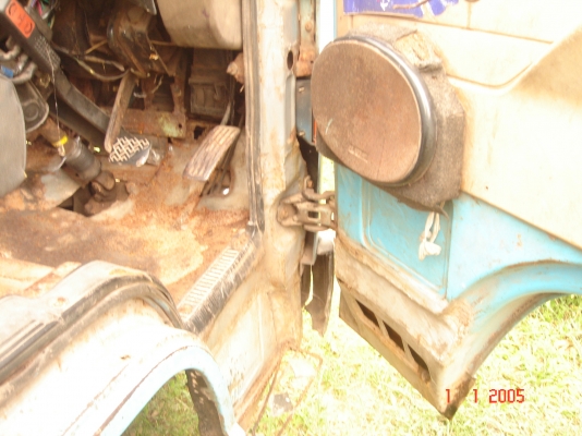 ขายหัวรถ ISUZU NPR 115 รุ่นมีหูช้าง
