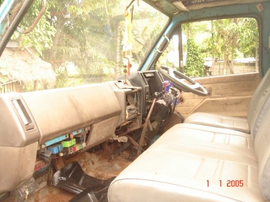 ขายหัวรถ ISUZU NPR 115 รุ่นมีหูช้าง