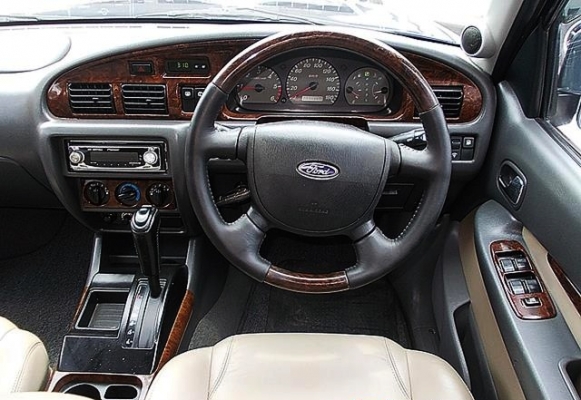 FORD - EVEREST - limited 2.5 AT ปี04 รถสวย มือเดียวออกห้าง FORD - EVEREST - limited 2.5 AT ปี04 รถสวย มือเดียวออกห้าง