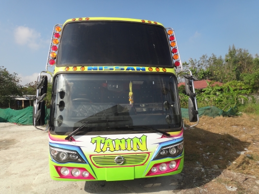 รถบัสนิสสันทั้งชุดเครื่องกลาง PE275HPTUBOโทร0870702641