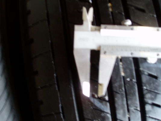 ขายยาง 215 70 15