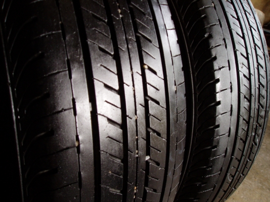 ขายยาง 215 70 15