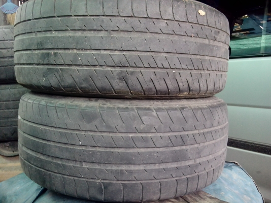 ขายยางเปอร์เซ็น มิชลิน ไพล็อต ปลาย09 195/55/15 มีปะ1เส้นถูกๆ ขายยางเปอร์เซ็น มิชลิน ไพล็อต ปลาย09 195/55/15 มีปะ1เส้นถูกๆ