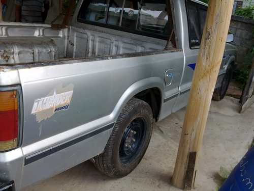 ขายรถกระบะ มาสด้า b2500  ปี 39