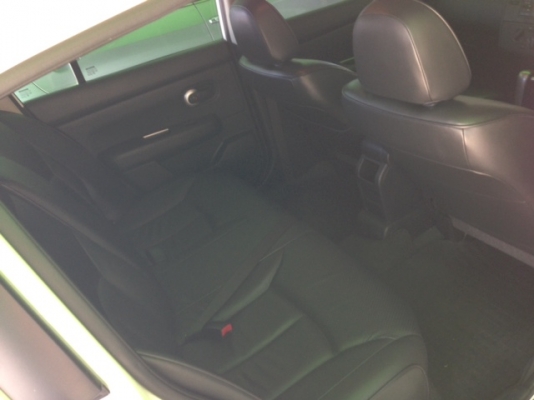 ขาย Niissan Tiida 1.8 ปี 09 สภาพดีมาก