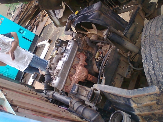 ขาย..รถISUZU NKR 55EU1 ปี 35 เครื่อง 88 แรงม้า เกียร์สั้น เครื่องดี คัสซีสวย เก๋งสวย ภายในสวย มีทะเบียนครบ.