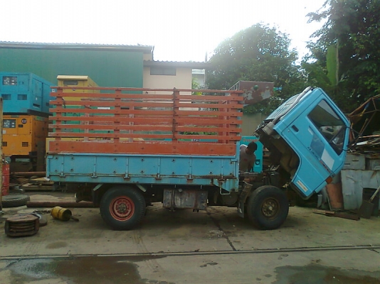 ขาย..รถISUZU NKR 55EU1 ปี 35 เครื่อง 88 แรงม้า เกียร์สั้น เครื่องดี คัสซีสวย เก๋งสวย ภายในสวย มีทะเบียนครบ.