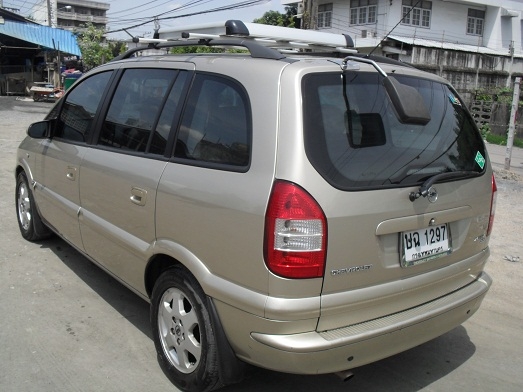 ZAFIRA 2.2 AT รถครอบครับ ประหยัด มีไฟแนนท์รองรับ