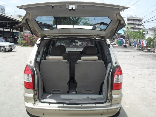 ZAFIRA 2.2 AT รถครอบครับ ประหยัด มีไฟแนนท์รองรับ