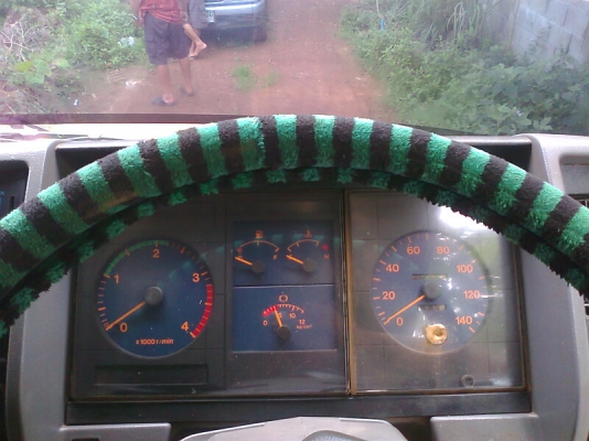 ขาย..รถสิบล้อ HINO FM 3H รถปี 37 เครื่องดี คัสซีสวย เก๋งสวย ภายในสวย มีแอร์เย็นเจี๊ยบ รถสวยครบ มีทะเบียน.