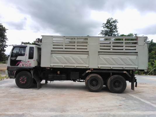 ขาย HINO 3 m 240 แรง ดั๊ม มีระบบลากจูง  (ขายพร้อมตัวลูกไปแล้ว)