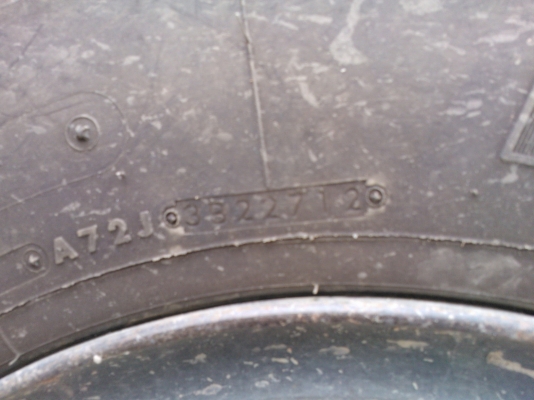 ขาย HINO 3 m 240 แรง ดั๊ม มีระบบลากจูง  (ขายพร้อมตัวลูกไปแล้ว)