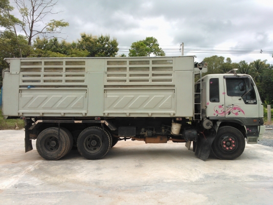 ขาย HINO 3 m 240 แรง ดั๊ม มีระบบลากจูง  (ขายพร้อมตัวลูกไปแล้ว)