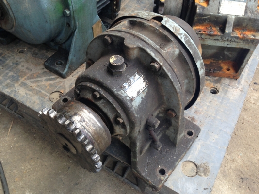 ขายหัวเกียร์ทดรอบ Sumitomo cyclo drive อัตราทด 1:11 สภาพสวย พร้อมใช้งาน ( ที่เห็นในรูปยังไม่ได้ทำความสะอาด ) ขายหัวเกียร์ทดรอบ Sumitomo cyclo drive อัตราทด 1:11 สภาพสวย พร้อมใช้งาน ( ที่เห็นในรูปยังไม่ได้ทำความสะอาด )