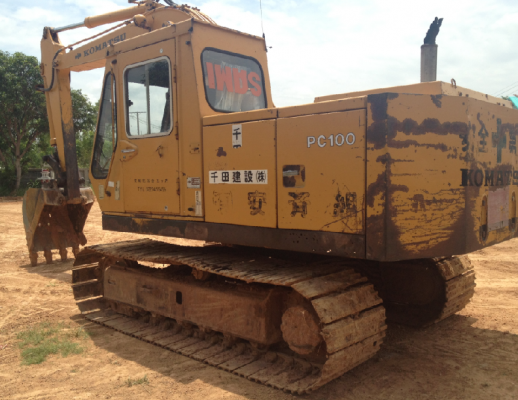 ขายรถแบคโฮ Komatsu pc100-2 สภาพสวย พร้อมใช้ เดิมๆครับ ขายรถแบคโฮ Komatsu pc100-2 สภาพสวย พร้อมใช้ เดิมๆครับ