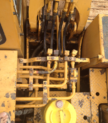 ขายรถแบคโฮ Komatsu pc100-2 สภาพสวย พร้อมใช้ เดิมๆครับ ขายรถแบคโฮ Komatsu pc100-2 สภาพสวย พร้อมใช้ เดิมๆครับ