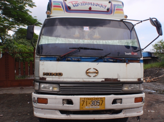 ขาย 10 ล้อ HINO F18 เครื่อง HO7C หัวสิงห์ กระบะเหล็ก โทร.081-9034151