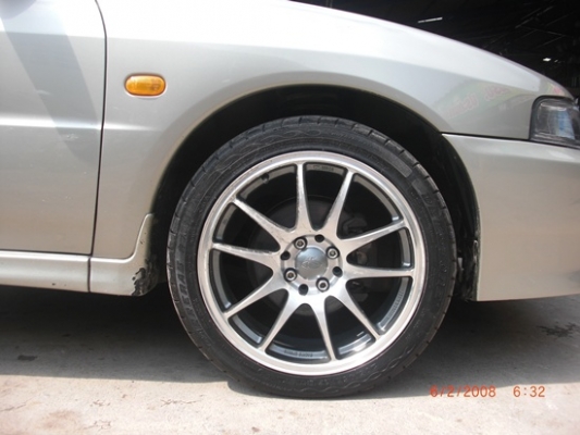 มิตซูแลนเซอร์ ท้ายเบนซ์ มิตซูแลนเซอร์ ท้ายเบนซ์