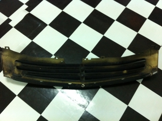 กระจังแต่งยุ่นใส่ Honda Stream