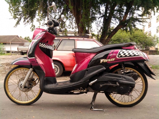 ขออนุญาติขาย Yamaha Fino 115 cc. สีชมพูดำ